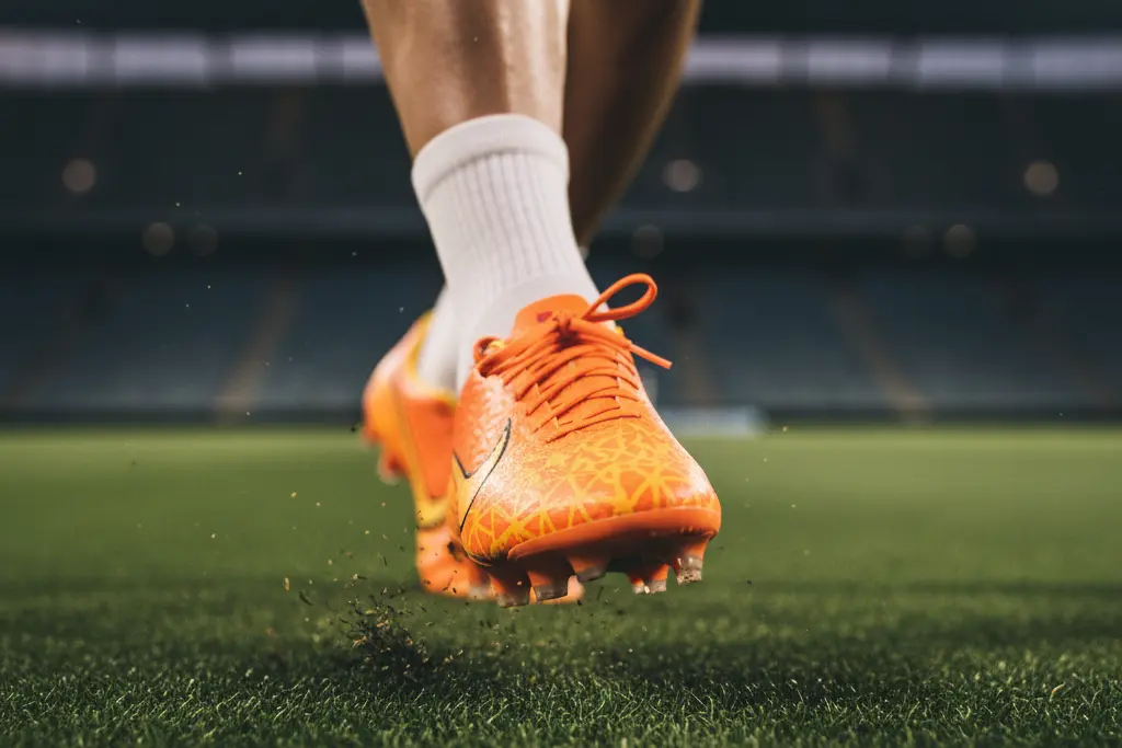 اهمیت انتخاب کفش فوتبال درست برای جلوگیری از آسیب